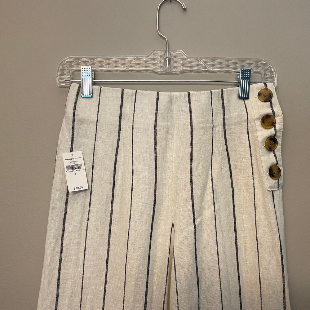 NWT Striped linen style pants w side buttons